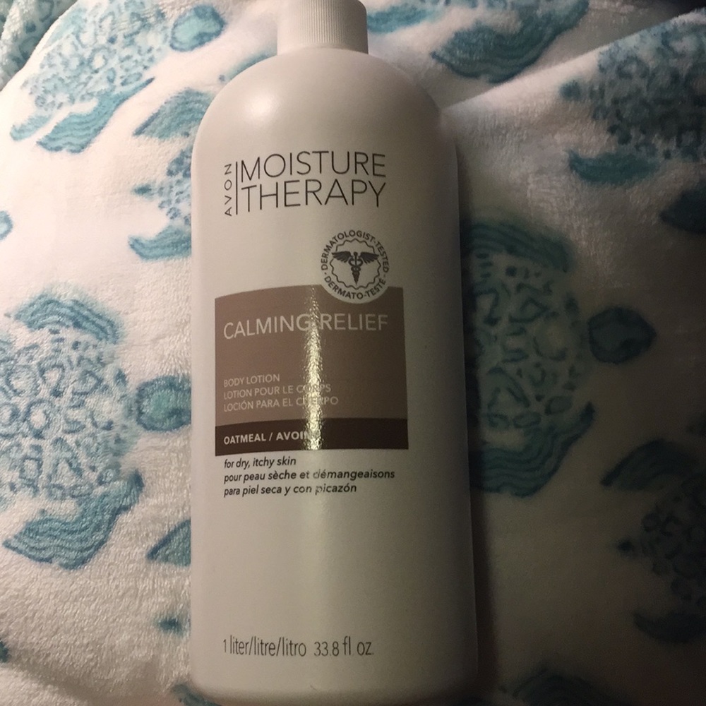 NEW Avon Calming relief oatmeal body lotion